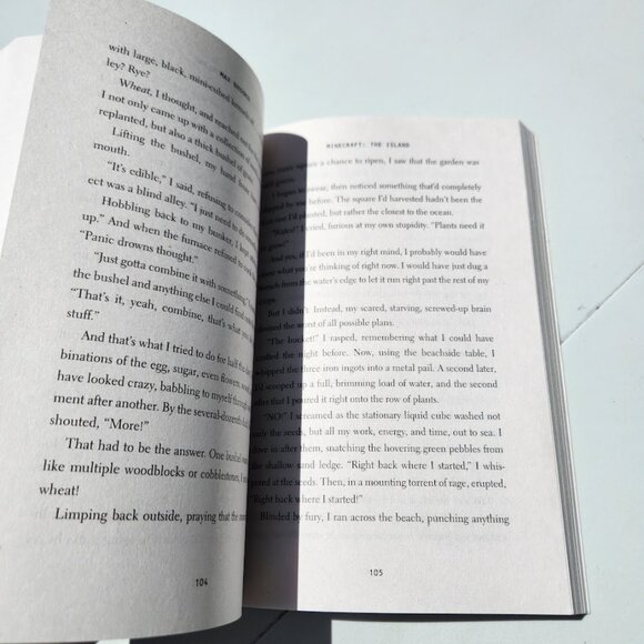 Minecraft The Island An Official Minecraft Novel Book By Max Brooks Paperback Pa - Picture 5 of 7